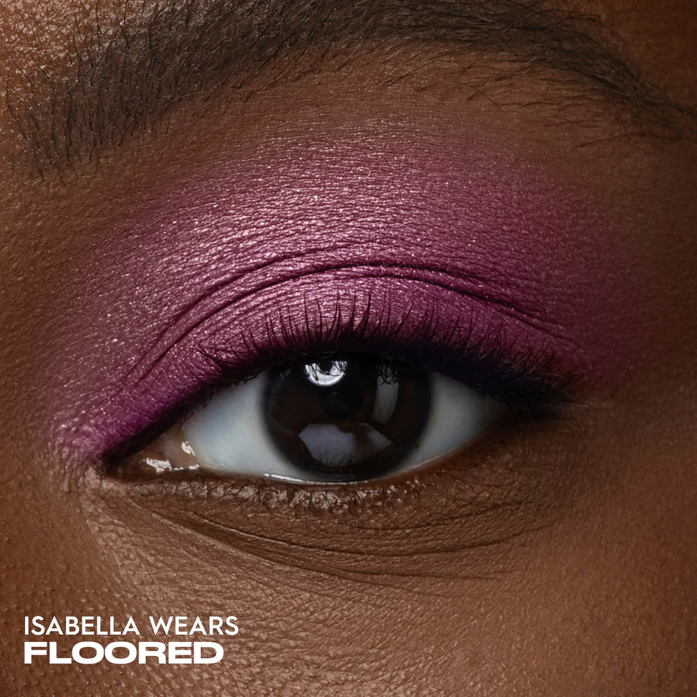 Urban Decay 24/7 Eyeshadow Single swatch demonstrates deep pink shimmer with high-impact finish.