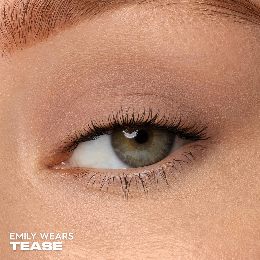 Urban Decay 24/7 Eyeshadow Tease swatch 2 demonstrates smooth blending and even coverage.