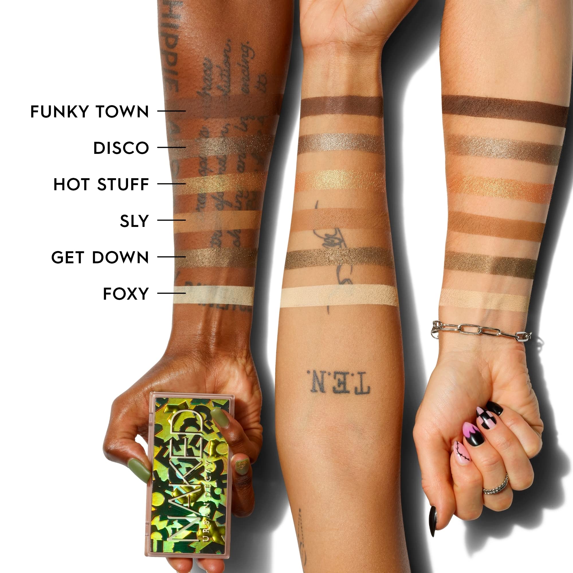 Urban Decay Naked Foxy Mini Sly shade swatch for everyday contour.
