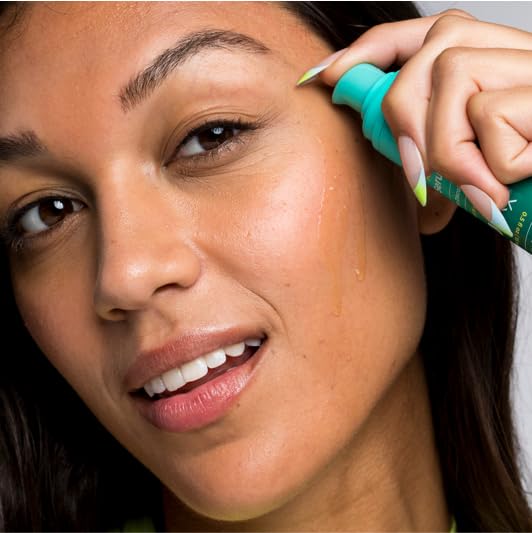 Urban Skin Rx YouthHero ingredients-graphic showcases antioxidants and brightening components.