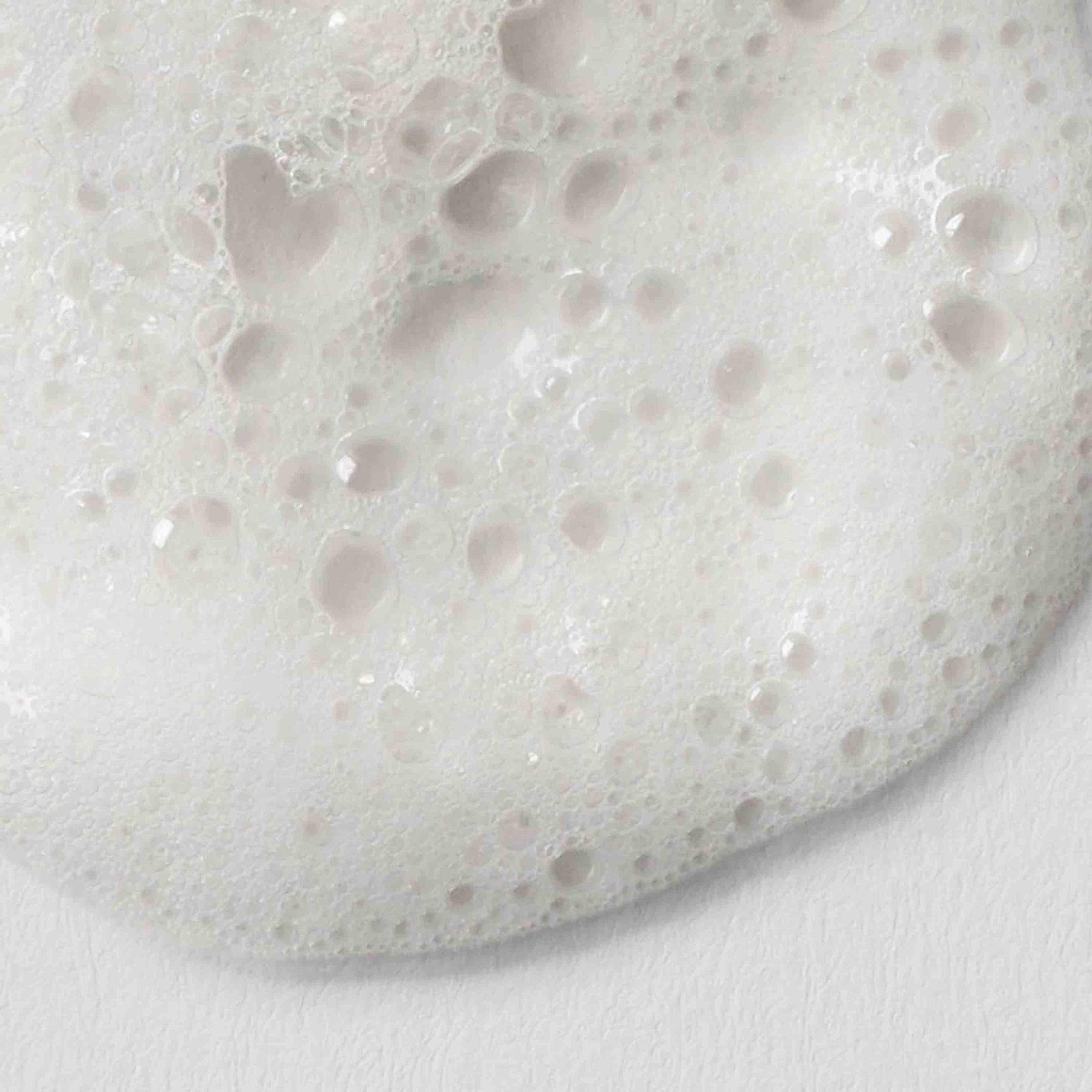 Urban Skin Rx Clear Skin Bar spa-like eucalyptus aroma for refreshing skincare ritual.