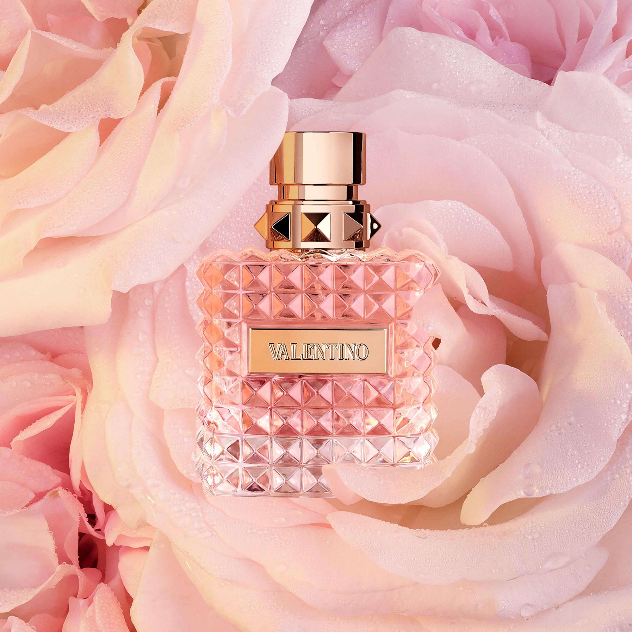 Valentino Donna elegant box, perfect gift presentation for fragrance lovers.