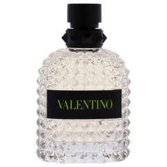 Valentino Uomo Born In Roma Yellow Dream bottle angle highlights crisp lemon note for daytime freshness