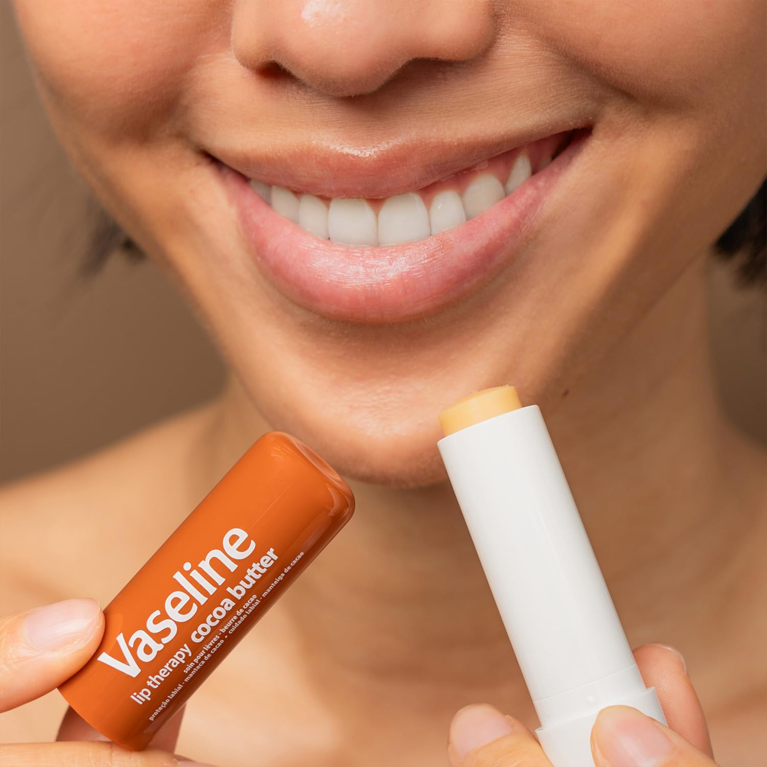 Vaseline Lip Therapy Cocoa Butter balm delivers a silky feel on lips.