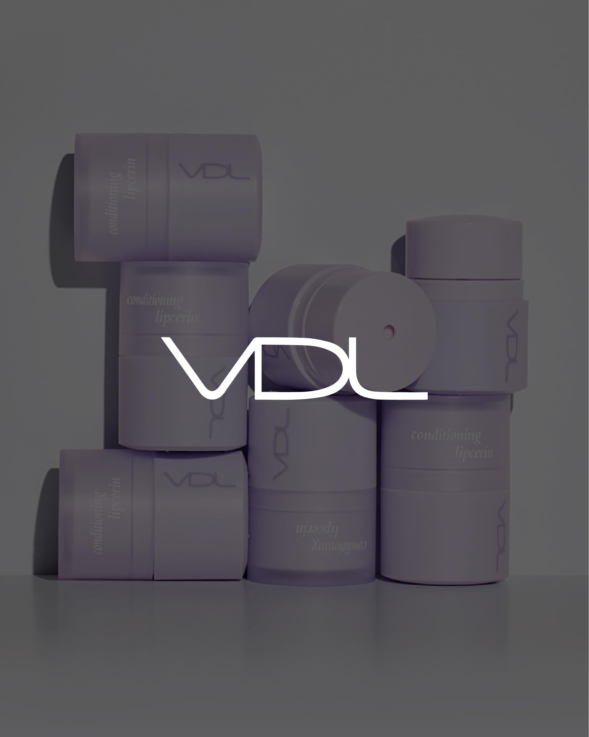 VDL Lipcerin packaging box emphasizes premium, travel-ready lip care packaging.