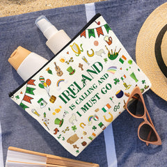 VeloKomo waterproof linen makeup bag material close-up, durable protection for cosmetics