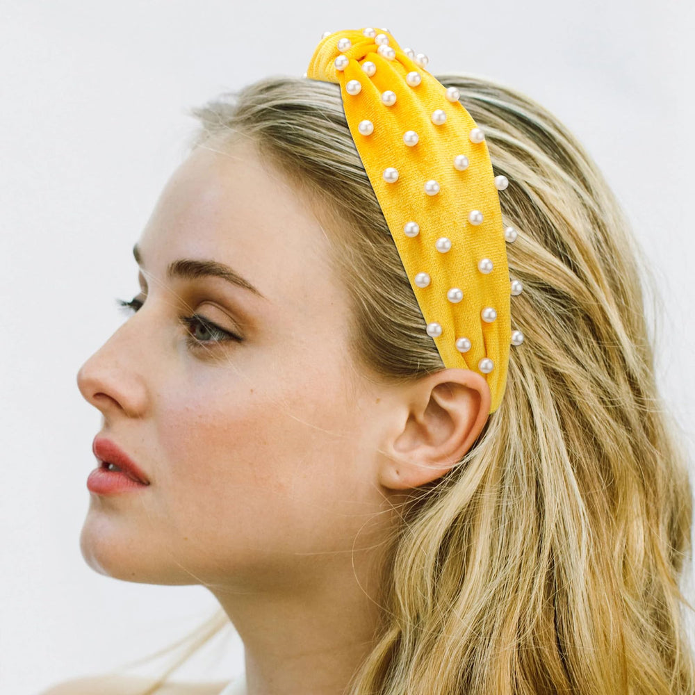 VELSCRUN knotted headband with flower pattern enhances playful styling