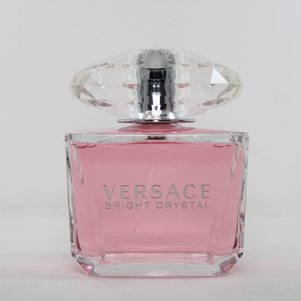 Versace Bright Crystal rose garden scene evokes a sparkling, fresh floral aura