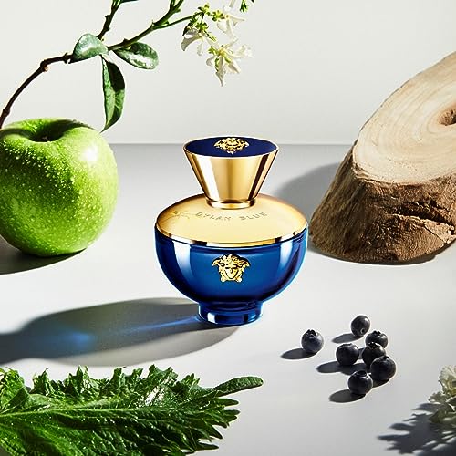 Versace Dylan Blue Pour Femme bottle cap close-up, premium packaging