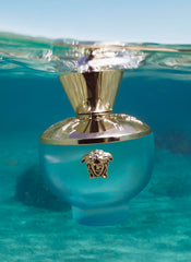 Versace Dylan Turquoise eau de toilette spray demonstrates light daytime wear.