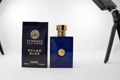 Versace Pour Homme Dylan Blue packaging shot signaling gift-ready elegance.