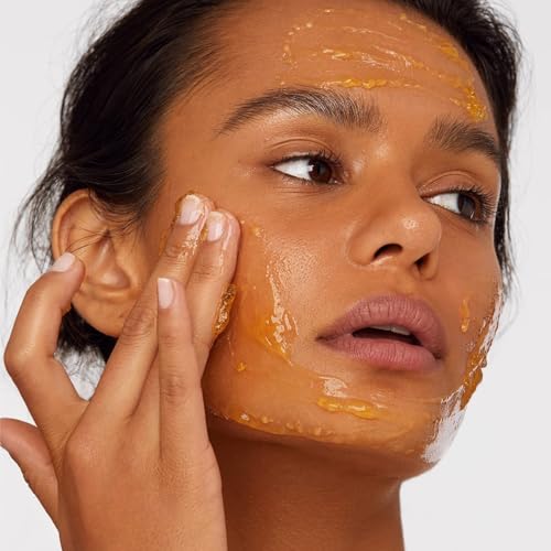 2-minute use preview of Versed Doctor's Visit Mask for quick glow