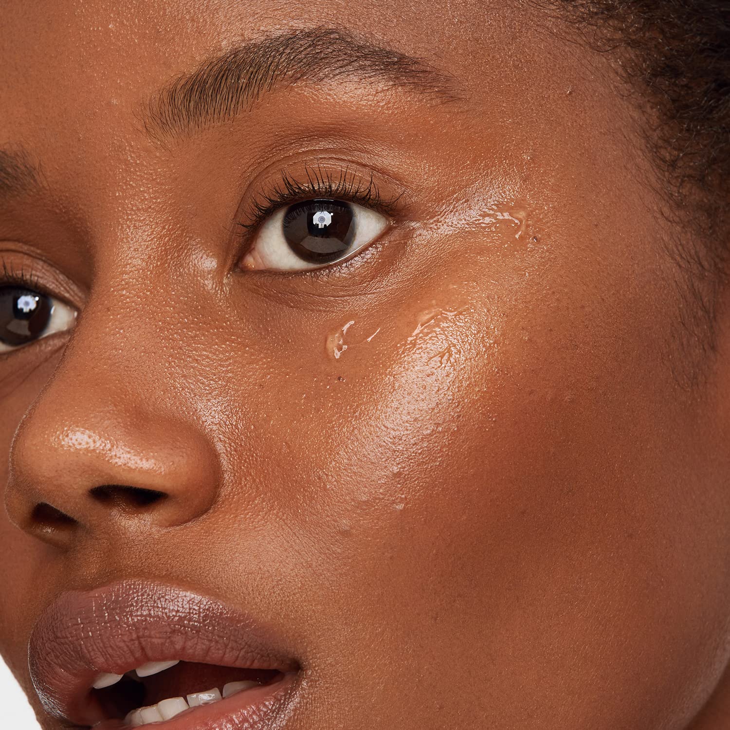 Versed Vacation Eyes gel caffeine boost suggests refreshed morning look.
