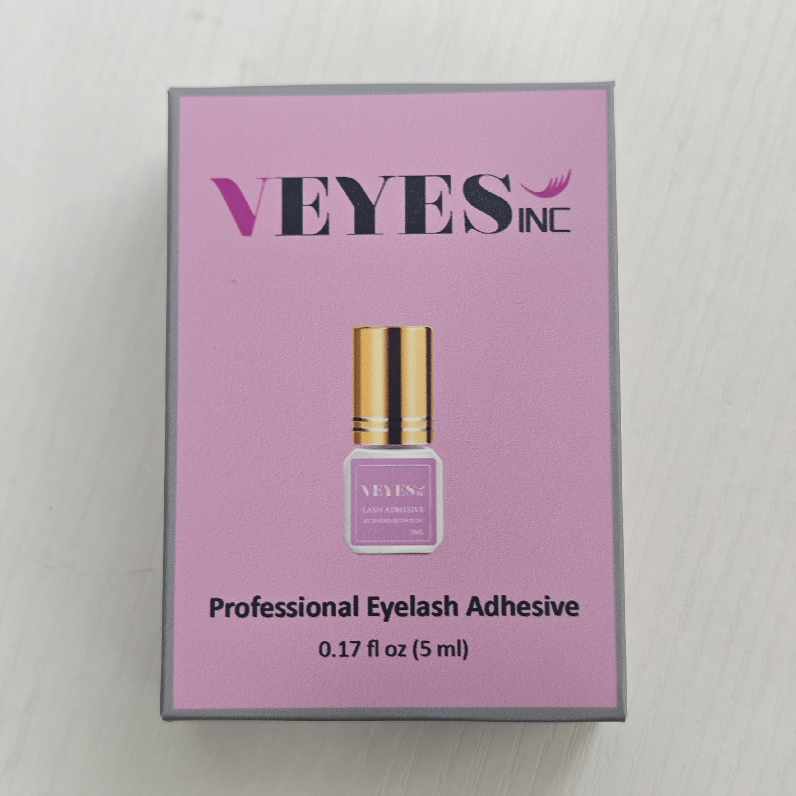 VEYES INC Lash Glue uses safe materials suitable for professional workflows.
