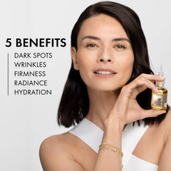 Vichy Neovadiol serum texture close-up illustrating lightweight absorption