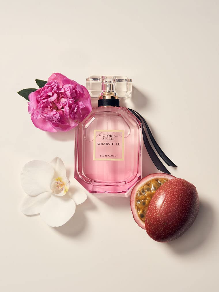 Bombshell long-lasting EDP promises extended fragrance through the day.