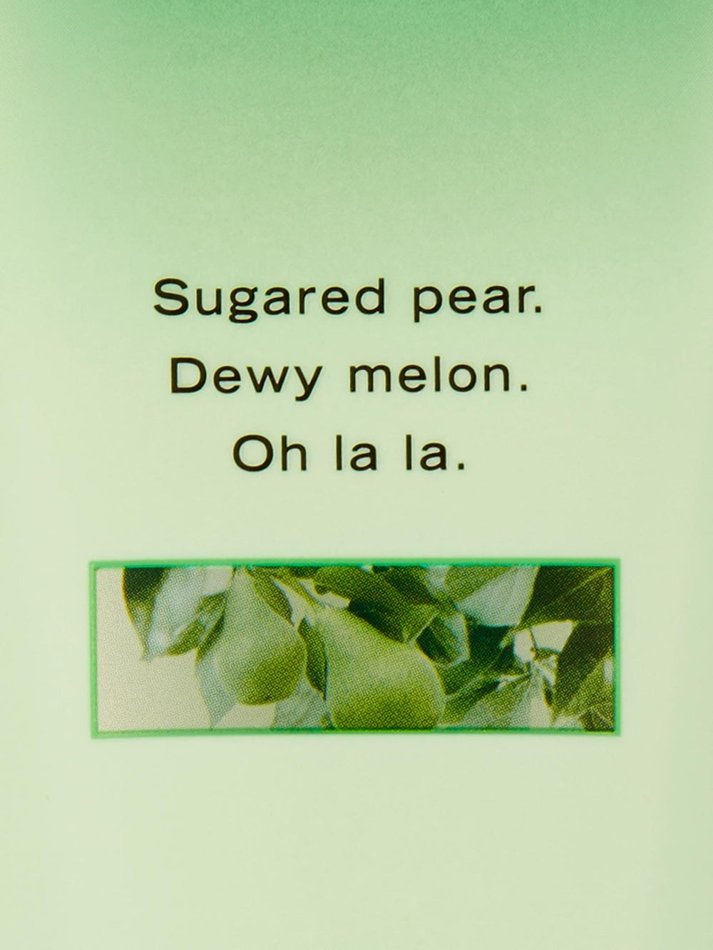 Victoria's Secret Pear Glacé lotion swatch highlights fruity notes and gentle scent diffusion.
