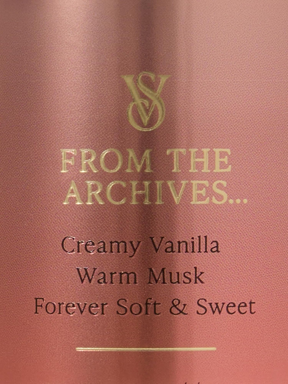 Victoria's Secret Vanilla Lace note Cafe Au Lait signals warm, comforting sweetness.