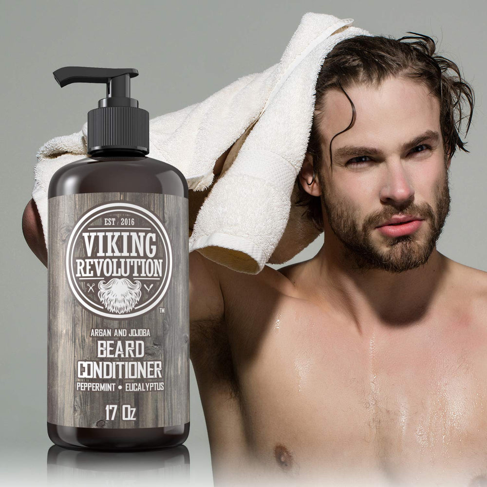 Viking Revolution conditioner peppermint eucalyptus scent bottle indicates refreshing aroma during grooming