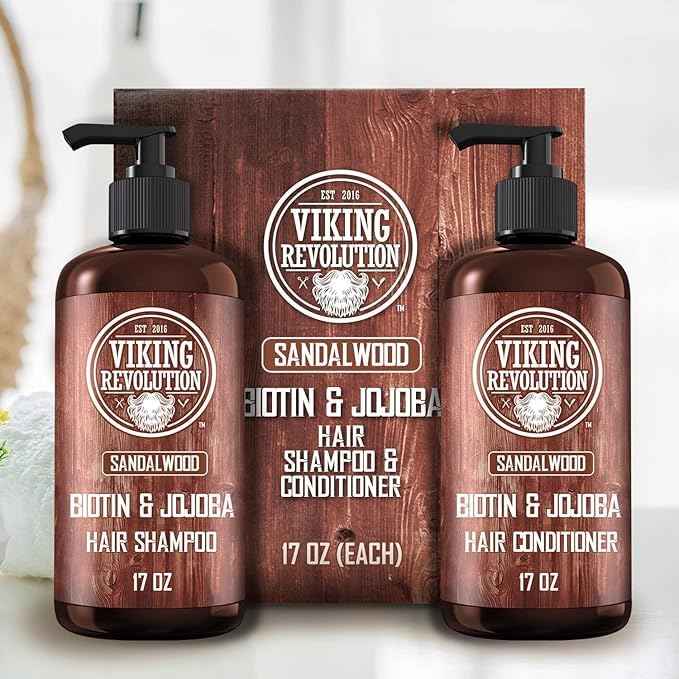 Viking Revolution sandalwood shampoo texture with rich lather for a refreshing cleanse
