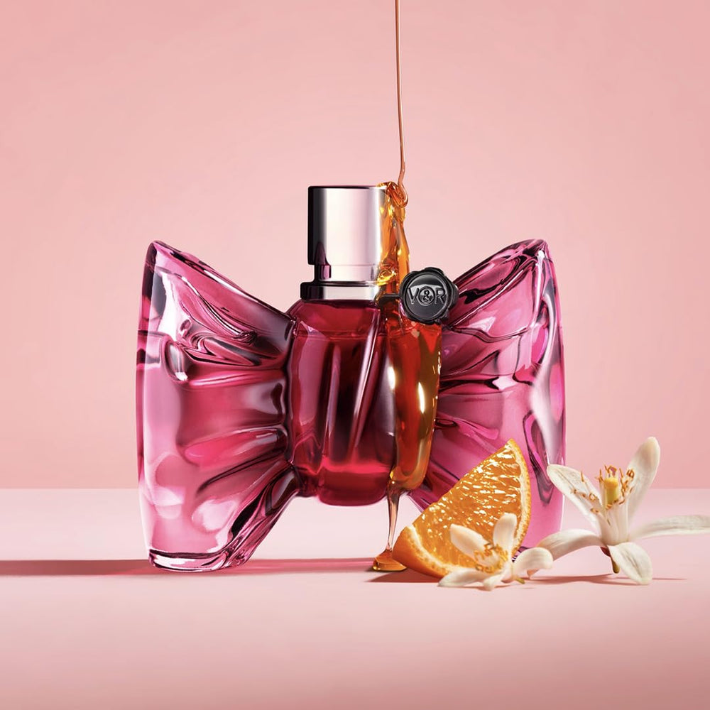 Viktor&Rolf Bonbon EDP spray cap close-up highlighting charming details.