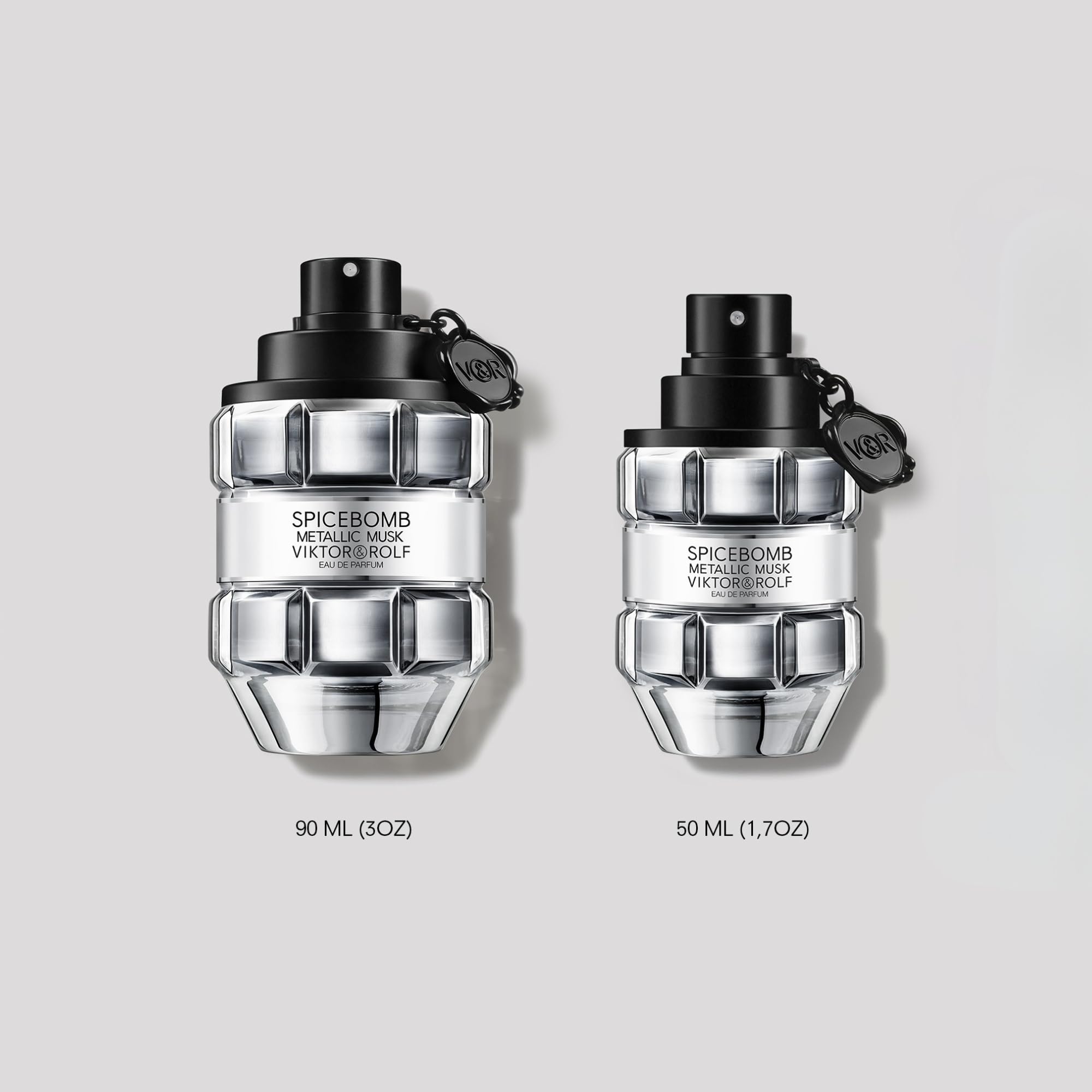 Viktor&Rolf Spicebomb Metallic Musk packaging shown beside bottle