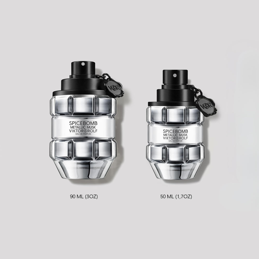 Viktor&Rolf Spicebomb Metallic Musk packaging shown beside bottle