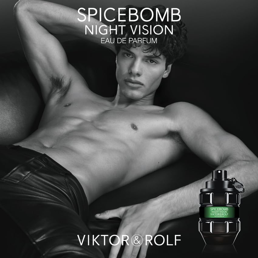Viktor&Rolf Spicebomb Nightvision gift set presentation suggests premium gifting option.