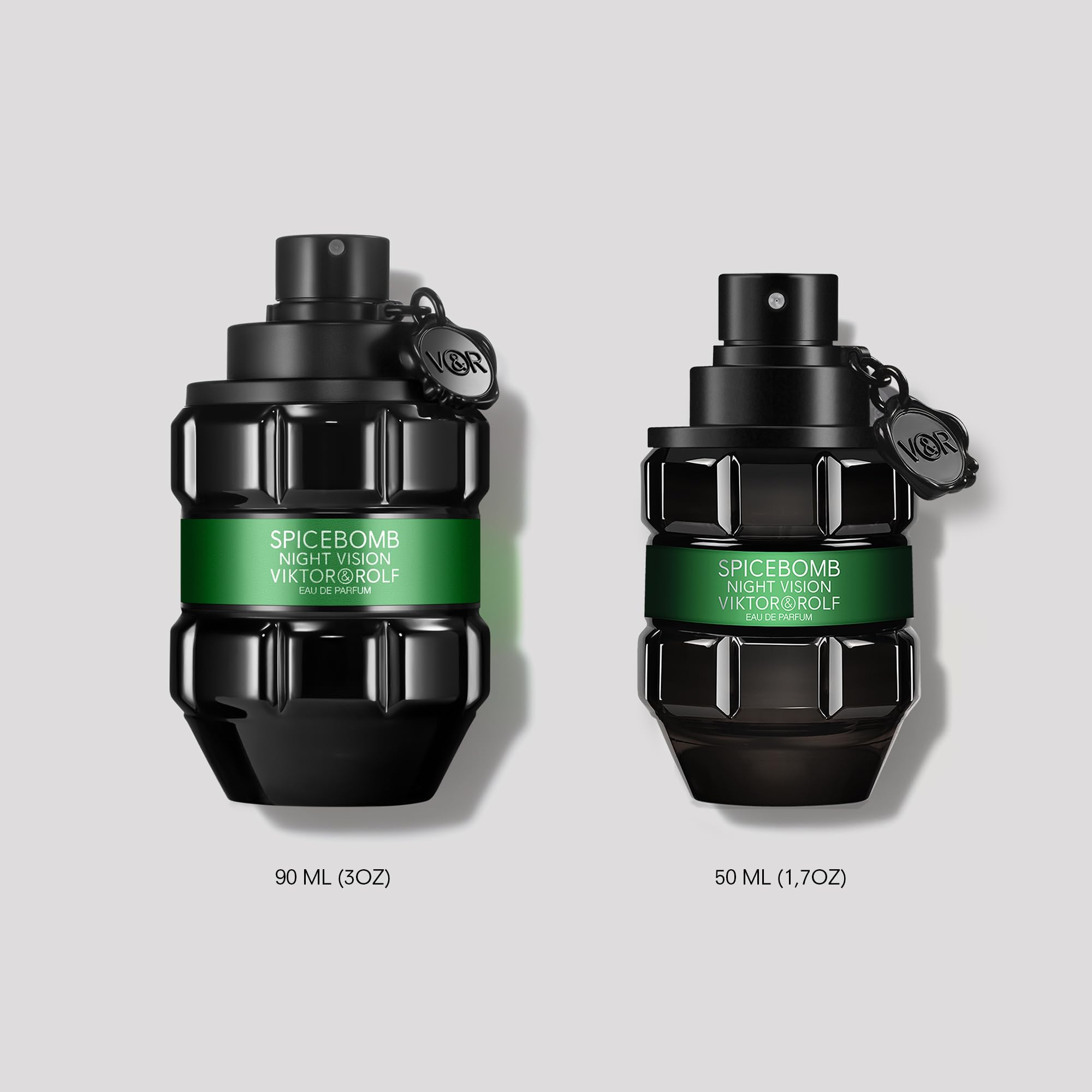 Viktor&Rolf Spicebomb Nightvision closeup shows woody base and lasting warmth.