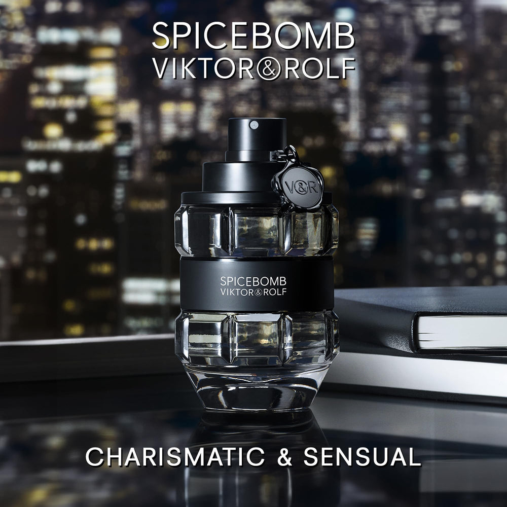 Viktor&Rolf Spicebomb top notes bergamot and grapefruit for a fresh opening.