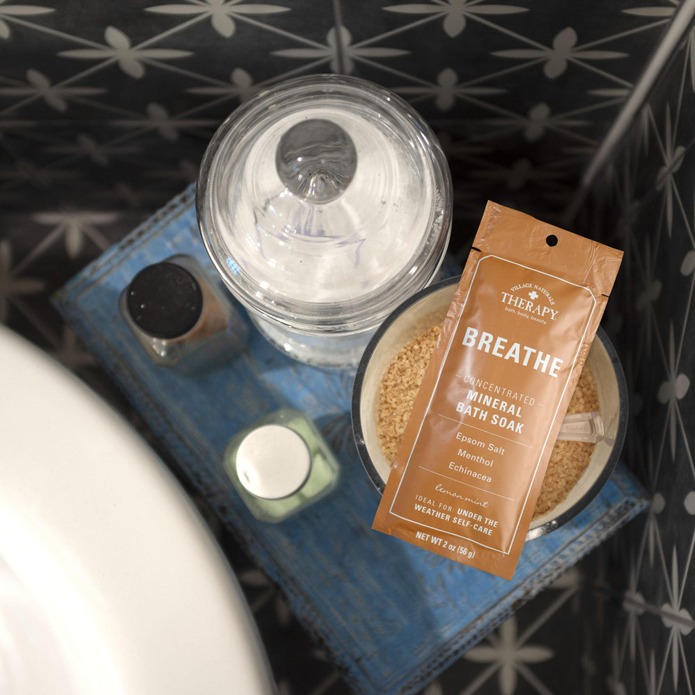 Village Naturals Therapy Breathe menthol cooling close-up for a refreshing, soothing soak