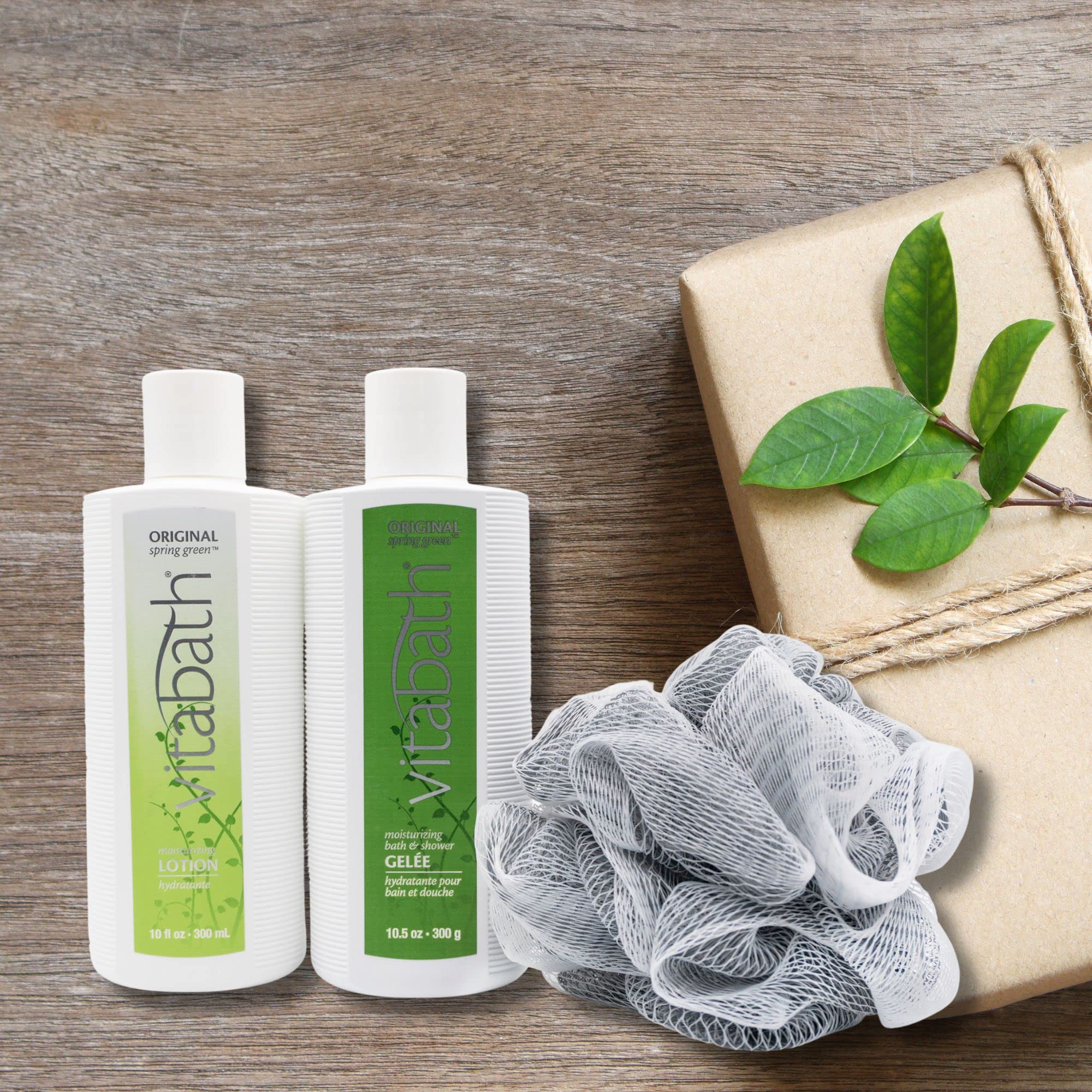 Vitabath Original Spring Green vitamin-enriched formula nourishes skin softly