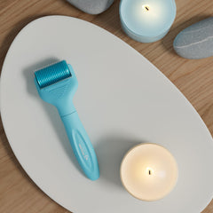 Vitalysse Scalp Derma Roller roller head with 0.25mm needles for precise scalp micro-needling.