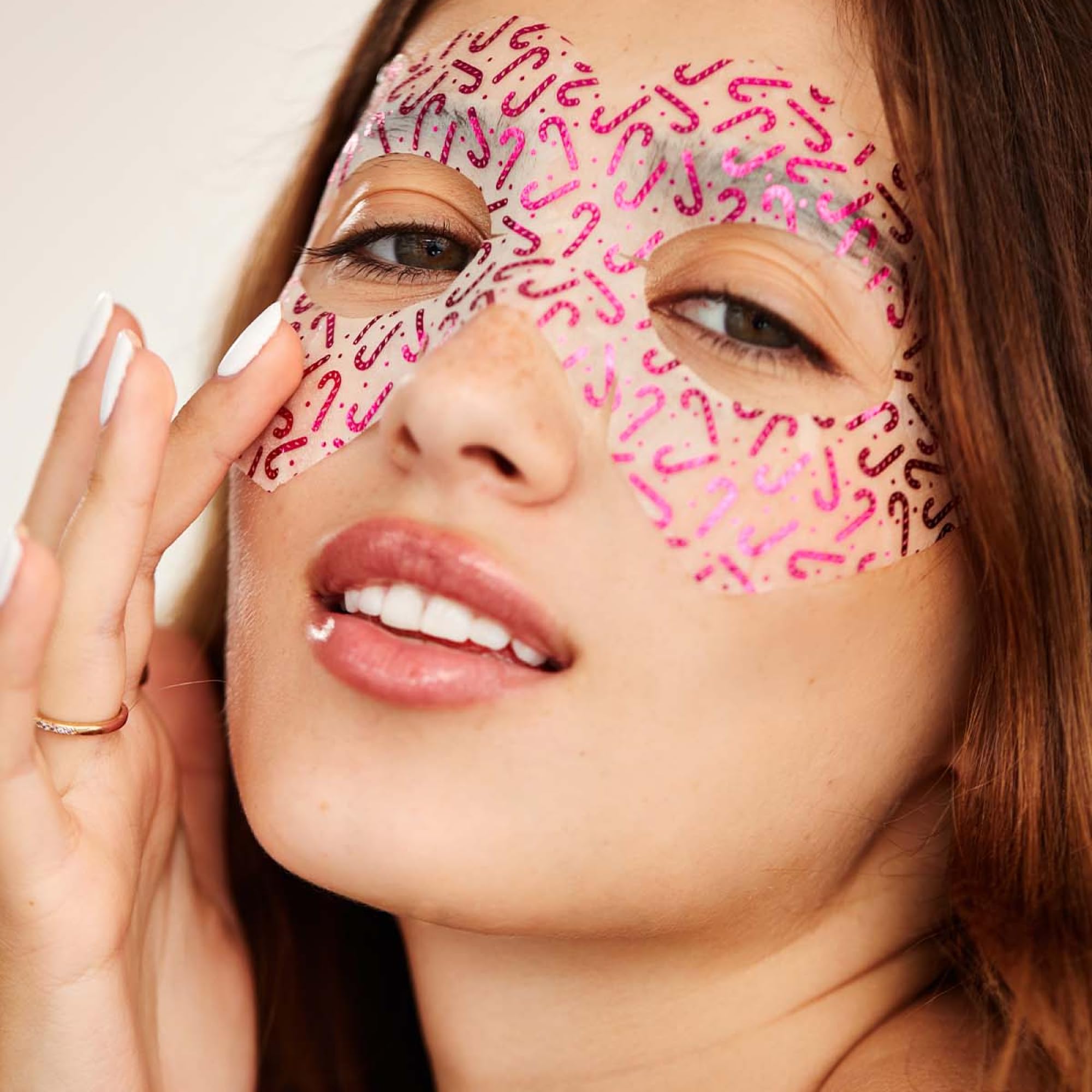 Vitamasques Candy Cane Foot Mask in-use shot suggests spa-night comfort.