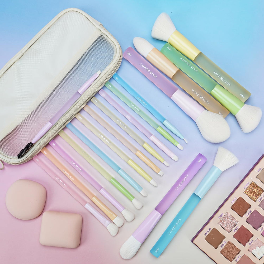 VIVID BEAUTY travel bag and gift-ready box for organization.
