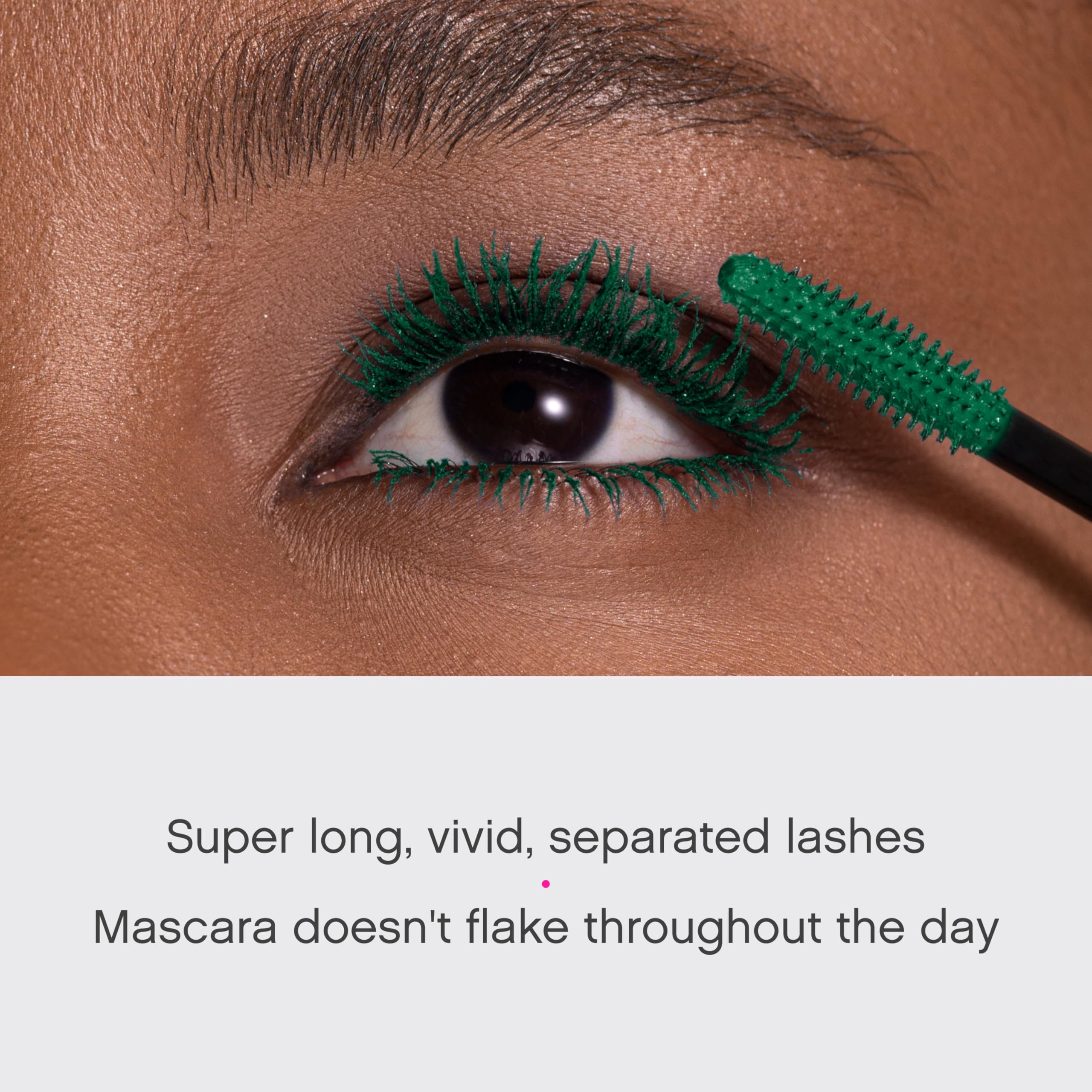 Vivienne Sabó Cabaret Premiere Green Mascara swatch shows smudge-proof wear
