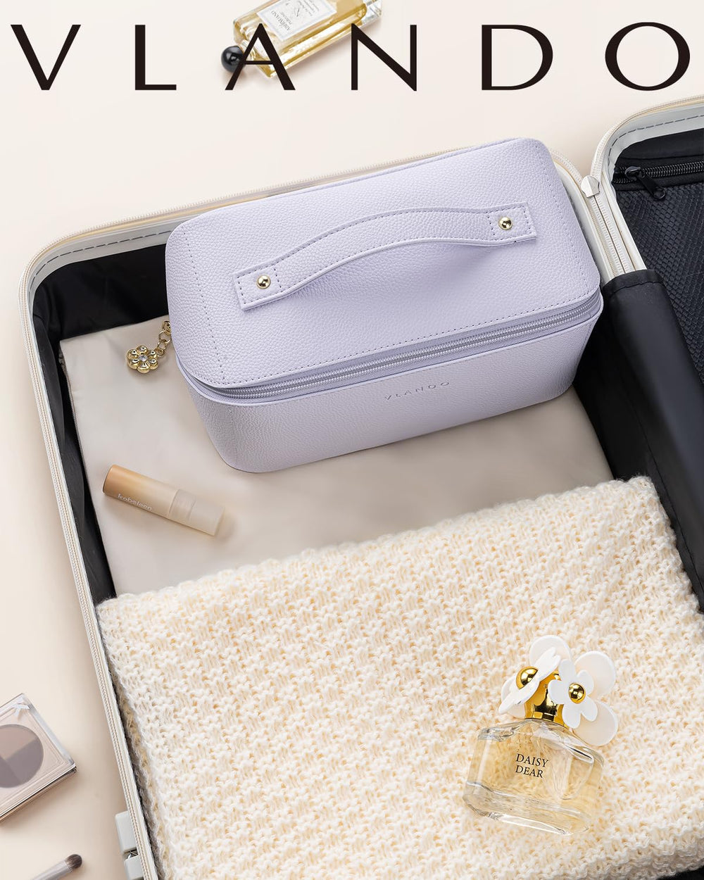 Vlando diagonal metal zipper pulls smoothly for quick packing.