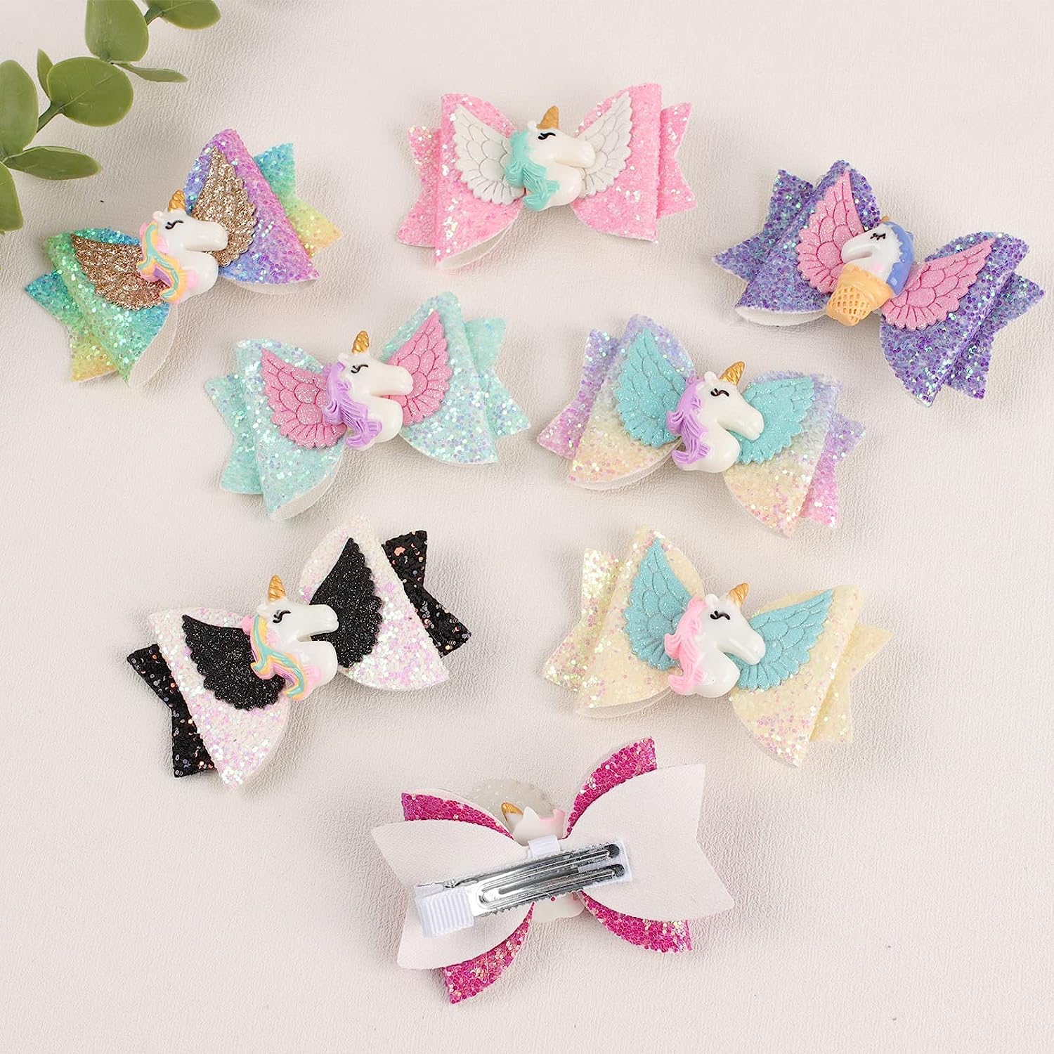 Volepet unicorn bows include diverse styles for easy mix-and-match outfits.