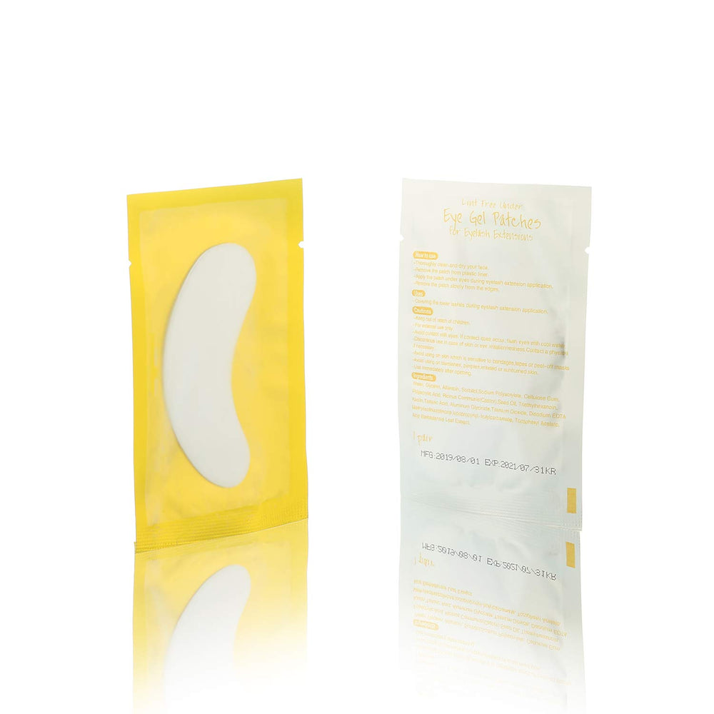 Voncasen under-eye pads protect while applying lip gloss for a neat finish