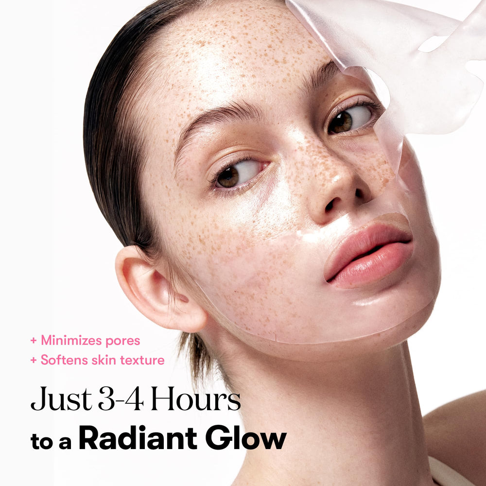 VT COSMETICS Collagen Reedle Shot hydrogel mask with silky texture adheres comfortably to skin.