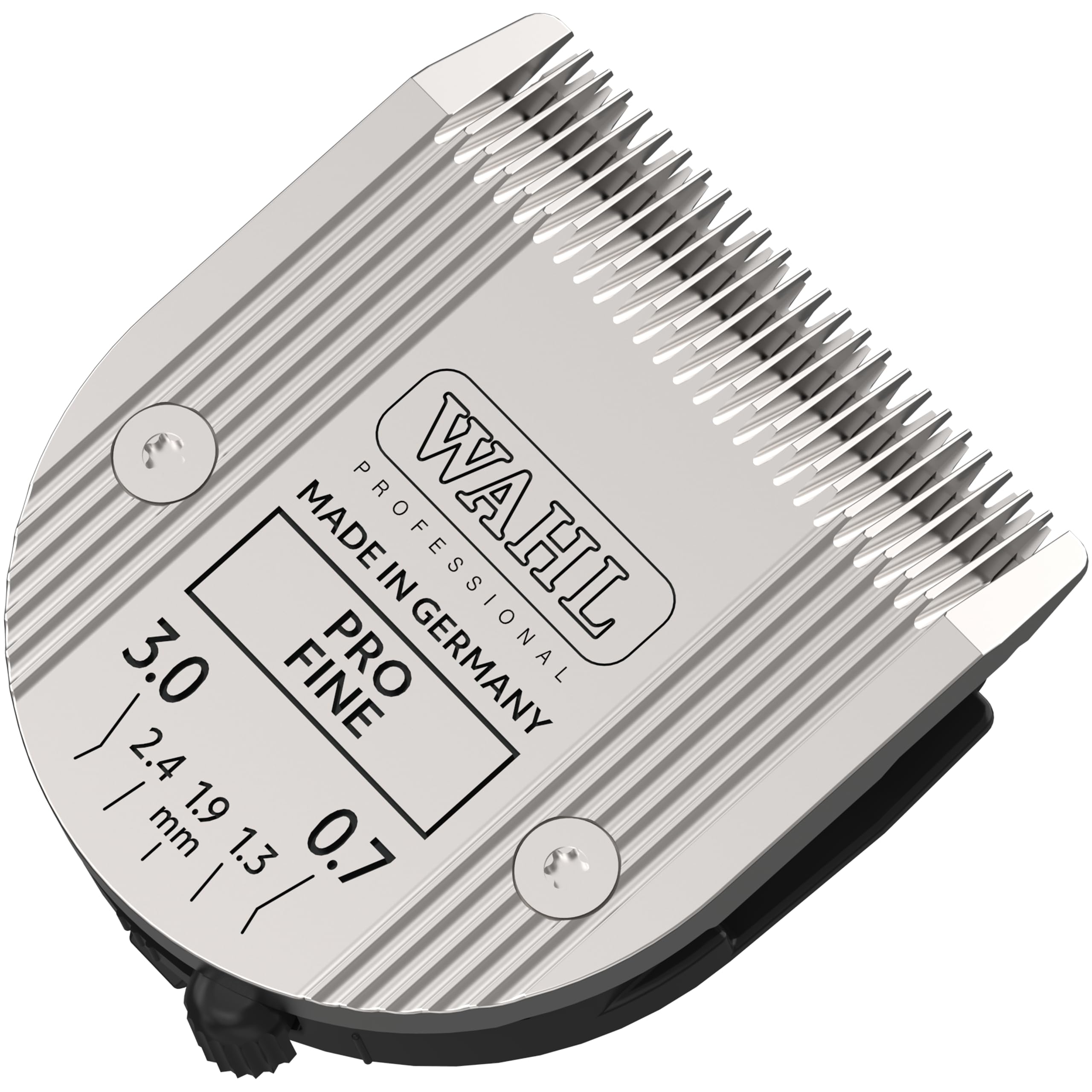 Wahl Professional Animal 5-in-1 Pro blade shown on Arco-compatible clipper for versatile trimming.