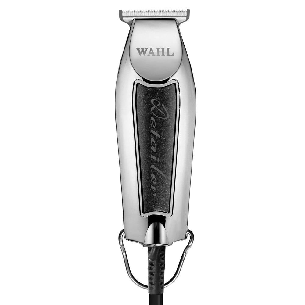 Wahl Professional Detailer Trimmer close-up showing adjustable T-blade for precision.