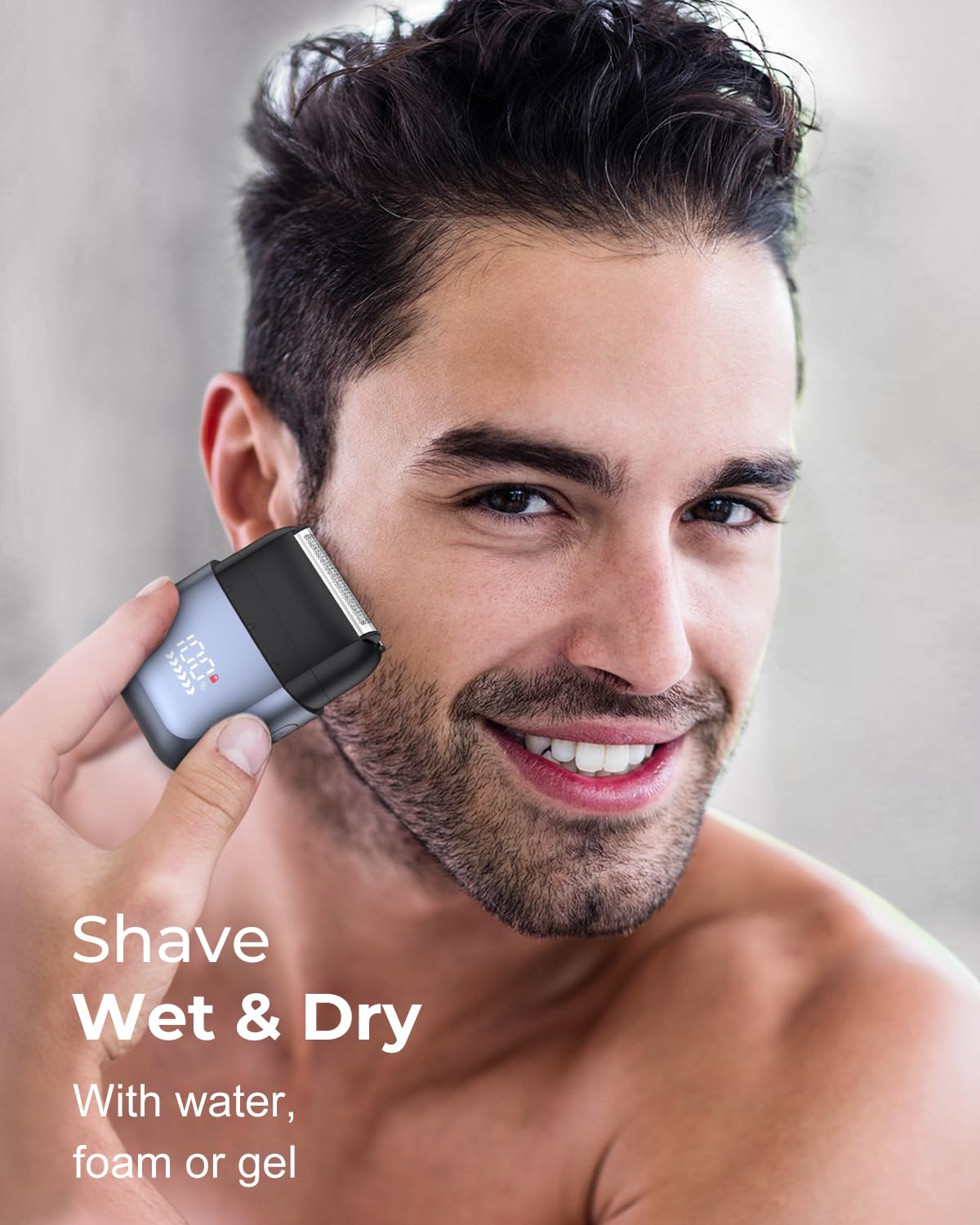 Walumen foil shaver 30-degree head contouring to facial curves