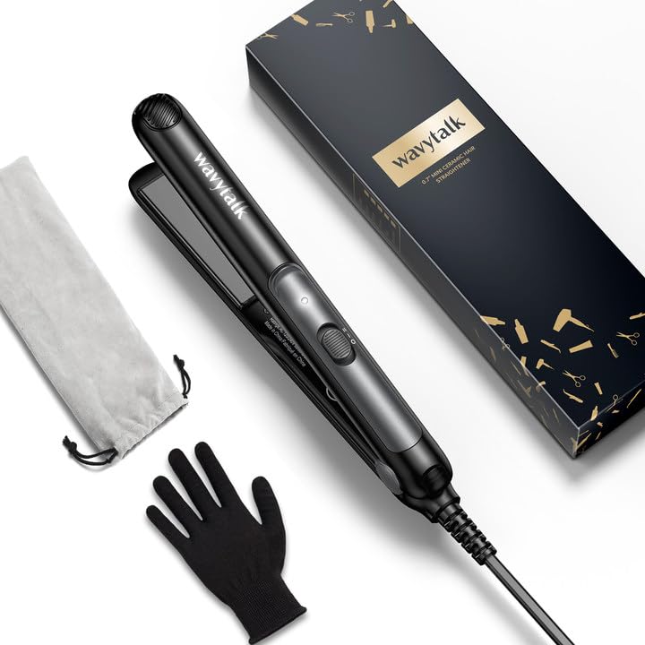 Wavytalk Pro Mini straightener plates close-up for snag-free, smooth hair results.