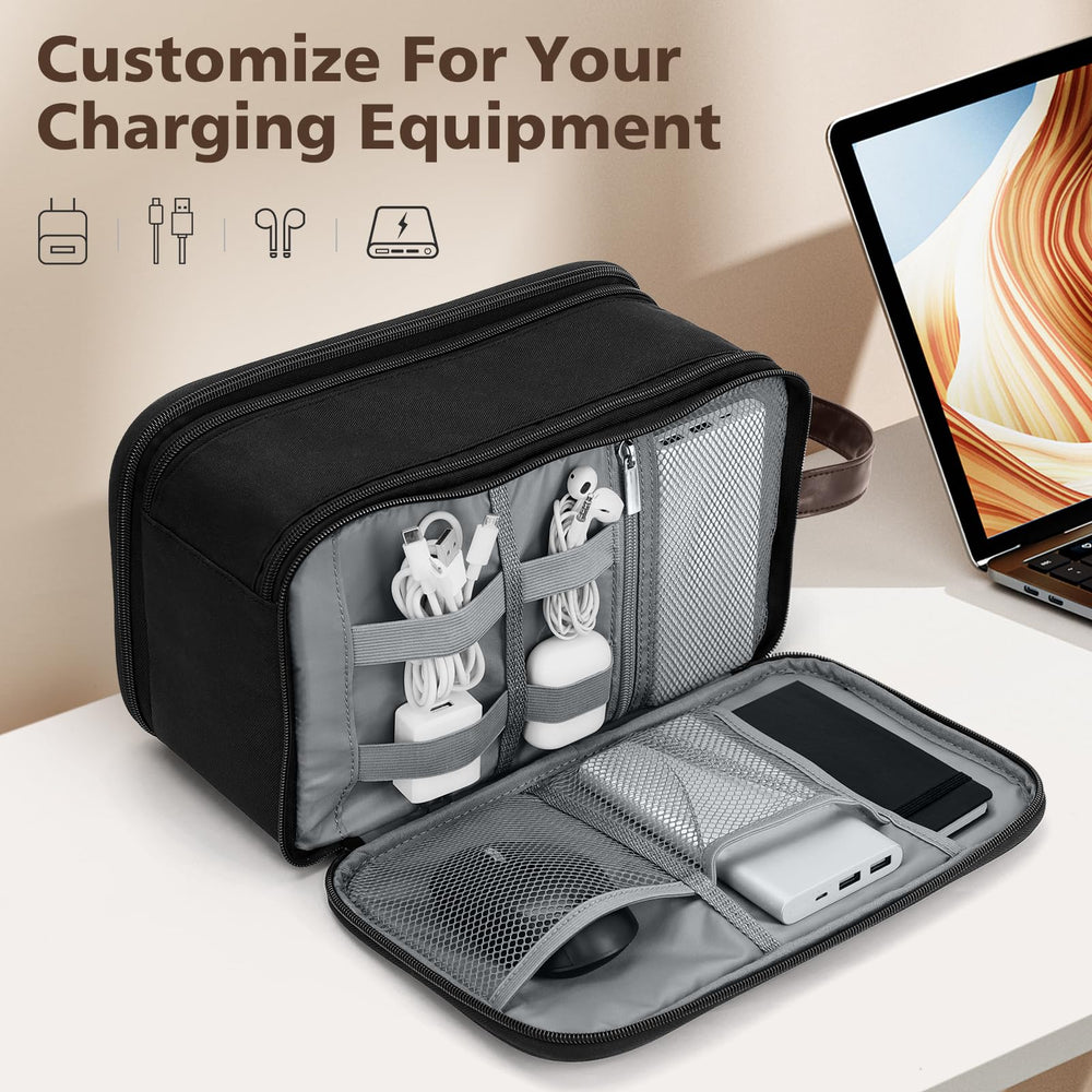 Wedama large-capacity bag fits toiletries and gadgets for quick packing.
