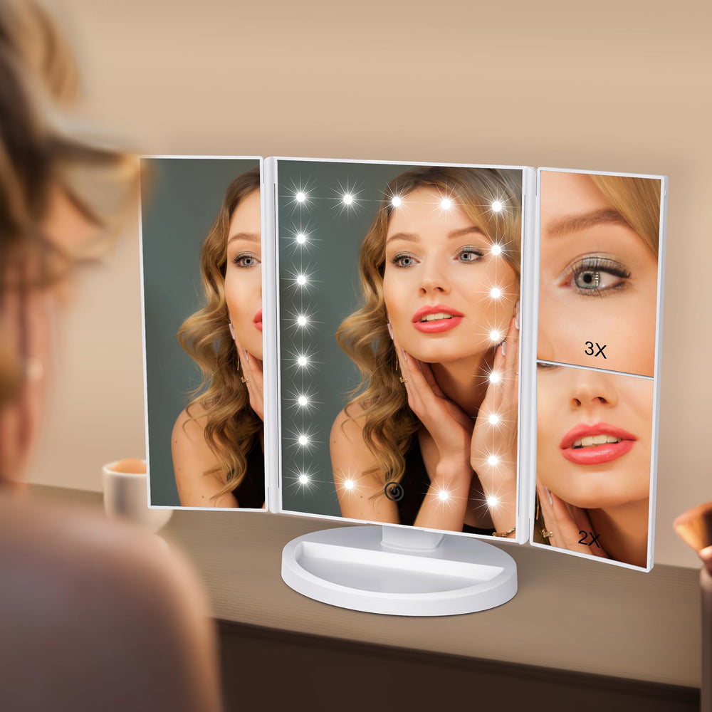 WEILY mirror magnification 1x-2x-3x for precise eyeliner and brow work.