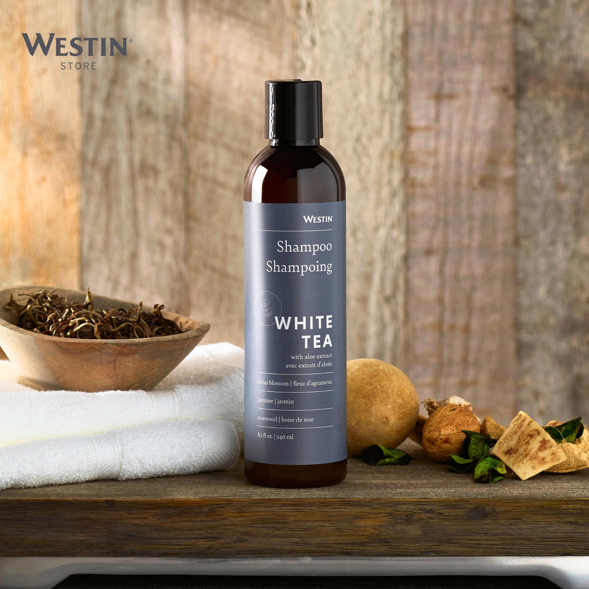 Westin White Tea Aloe Shampoo foamy cleanser demonstrates smooth wash experience.
