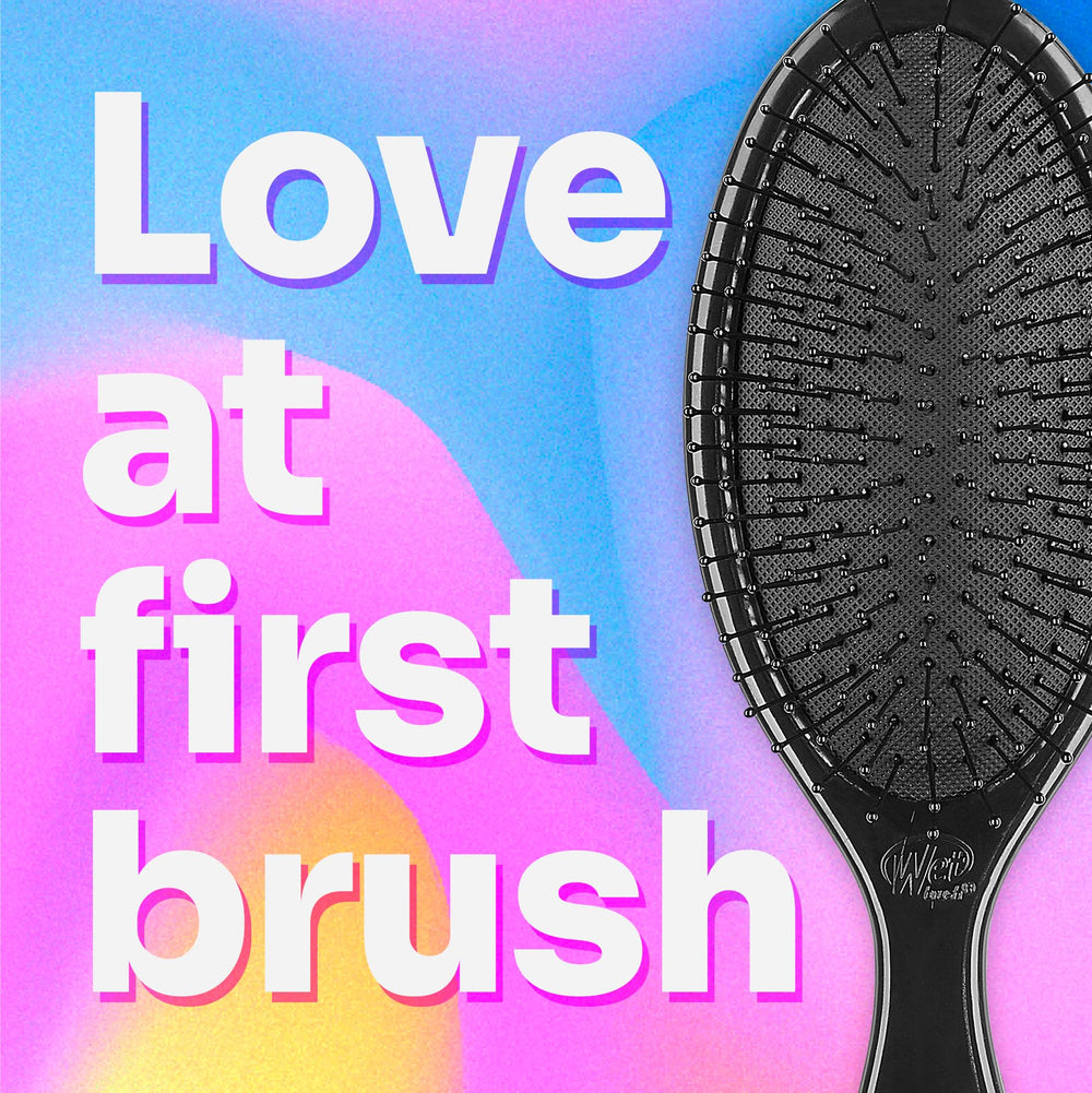 Wet Brush detangling on wet hair scenario, showcasing painless experience