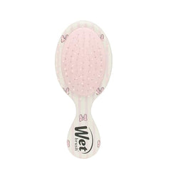 Wet Brush Minnie bristles close-up showing IntelliFlex smooth glide.