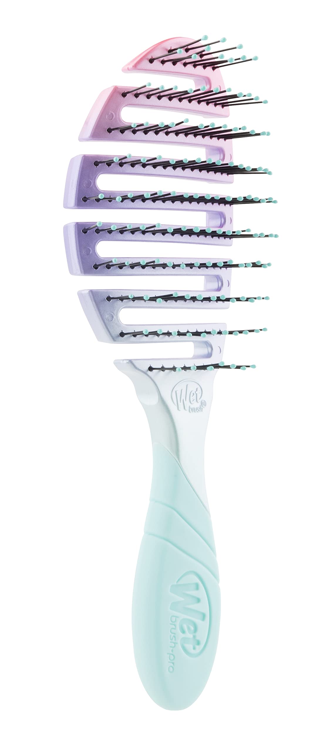 Wet Brush Pro Flex Milenial Ombre funciona en todo tipo de cabello y estilos.